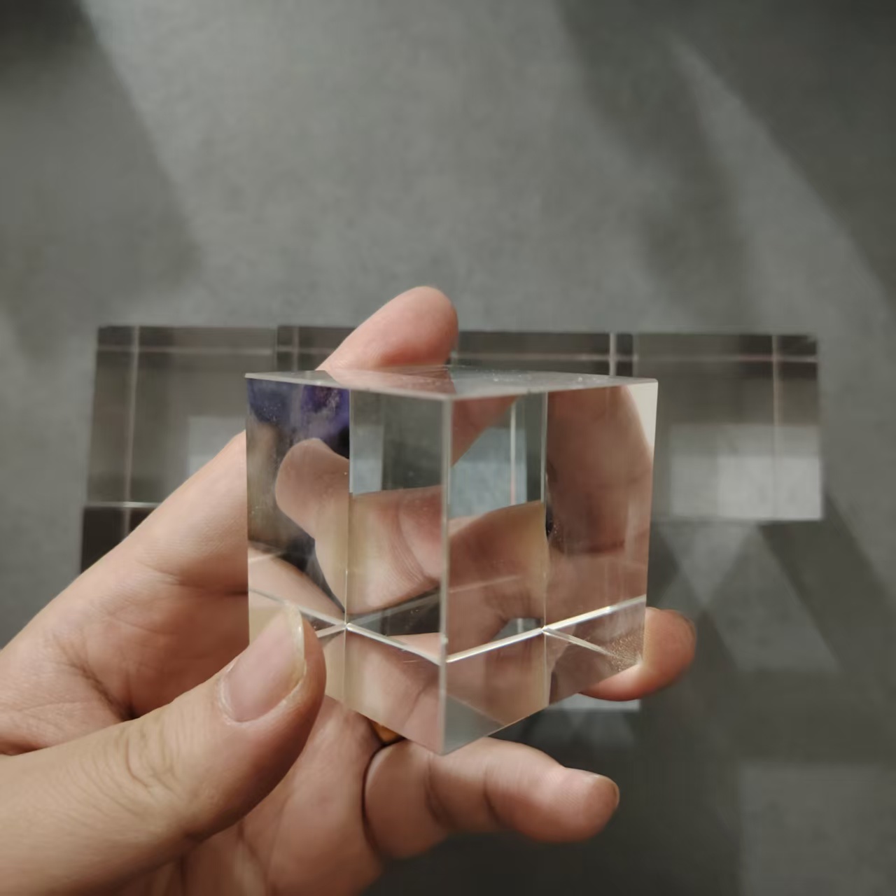 2 Pcs K9 Glass Cube Prism Righ - огляд і ціна Lighting Effect In Photography